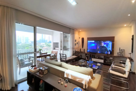 Apartamento à venda com 4 quartos, sendo 1 suíte, em Jardim Caravelas, São Paulo, SP