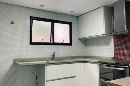 Casa à venda com 3 suítes no condomínio Vilas 2, São Paulo - SP