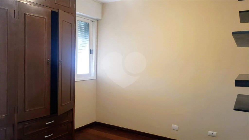 Sobrado à venda com 3 quartos, sendo 1 suíte, em Brooklin, São Paulo, SP