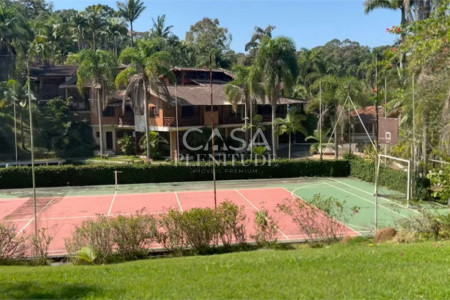 Casa à venda com 23 quartos, sendo 8 suítes,  em Taiaçupeba, Mogi das Cruzes, SP