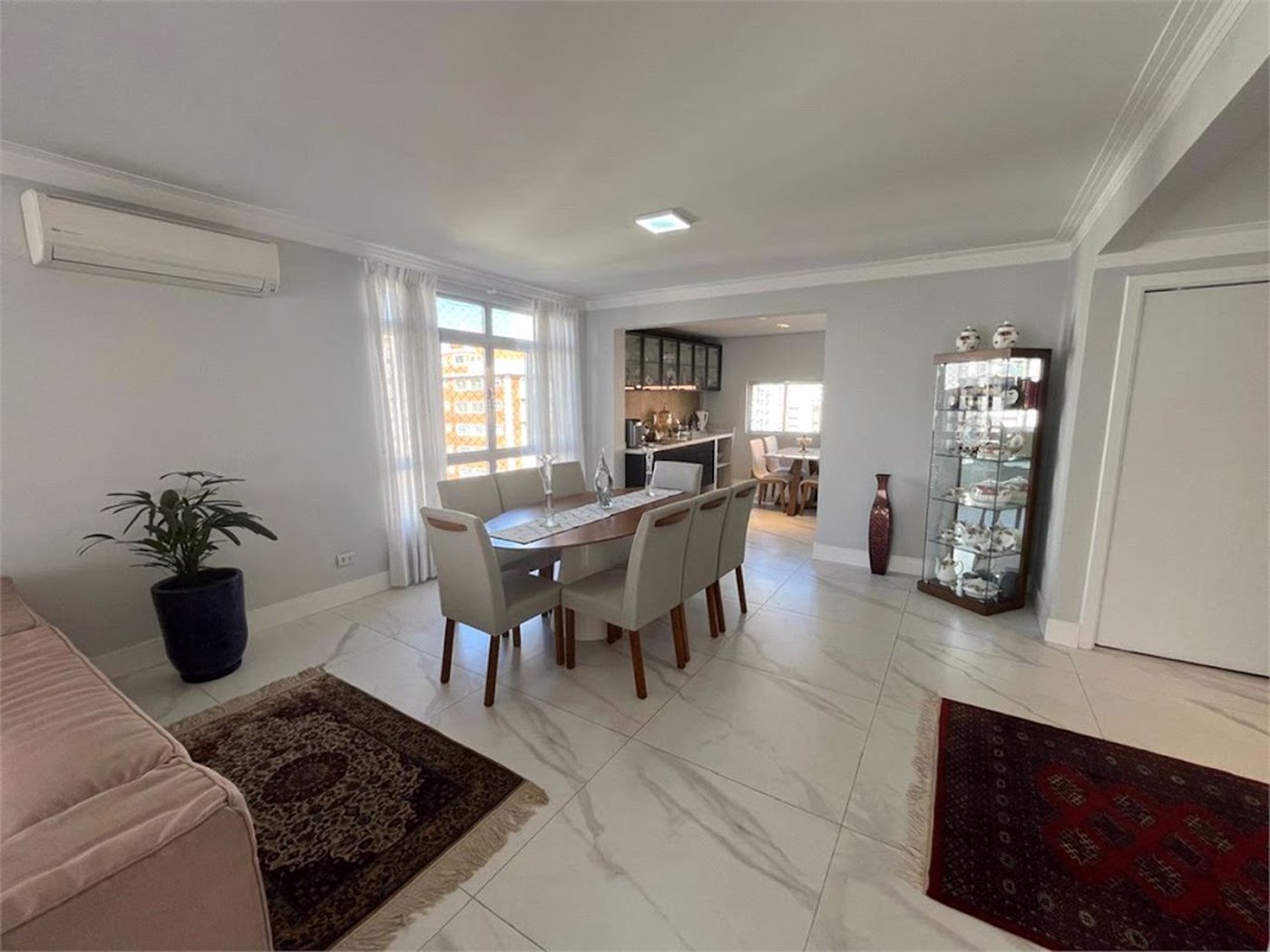 Apartamento Residencial à venda, Gonzaga, Santos - AP0199.