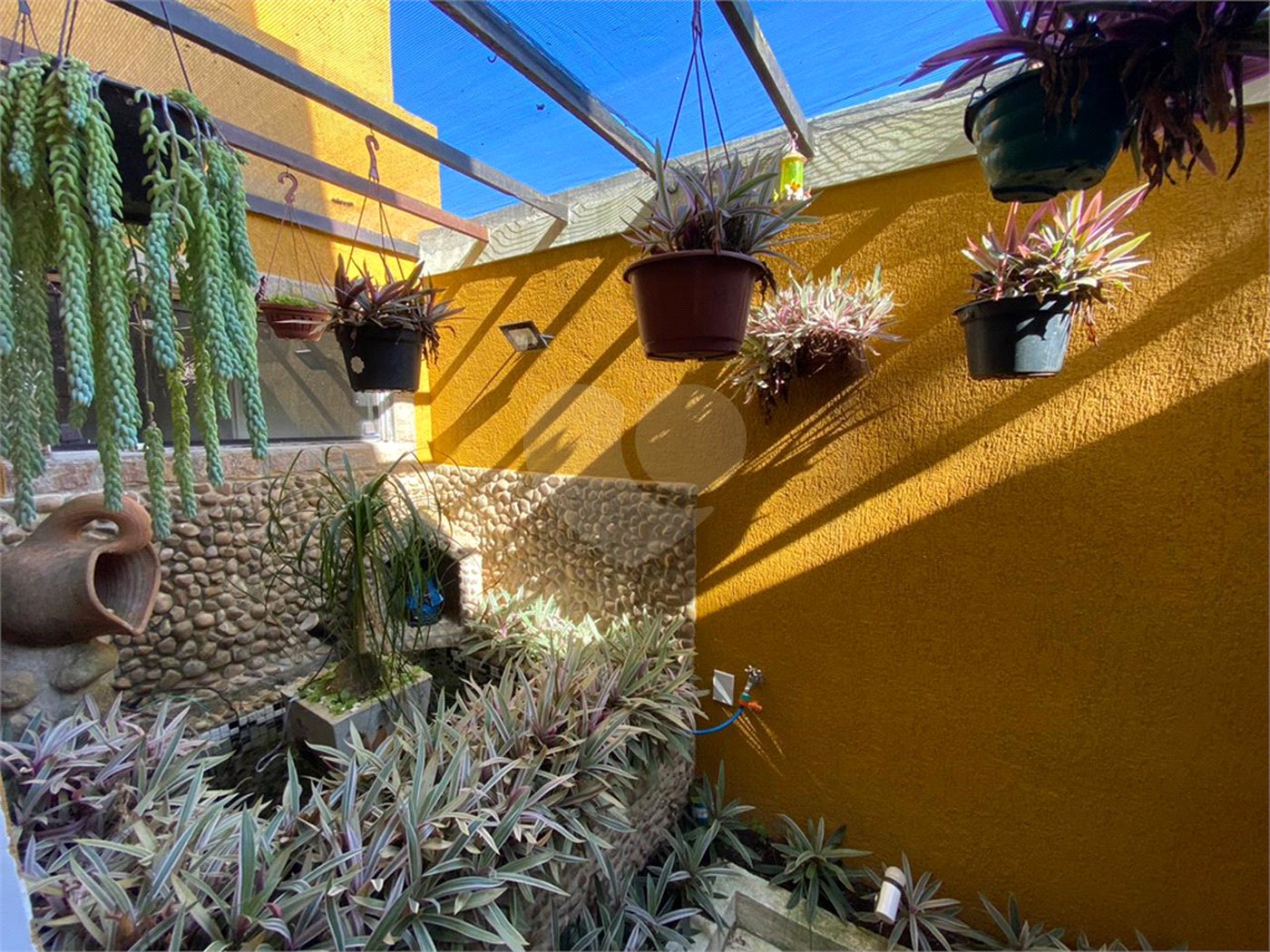 Casa em condomínio à venda com 5 quartos, sendo 4 suítes, em Praia Rasa, Armação dos Búzios, RJ