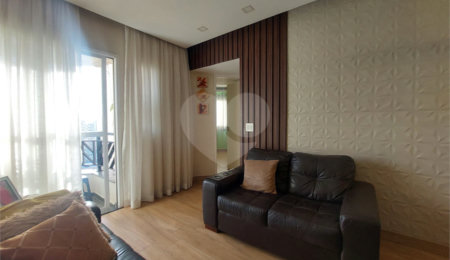 Apartamento à venda com 3 quartos, sendo 1 suíte,  em Lapa, São Paulo, SP