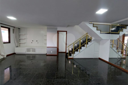 Cobertura à venda com 3 quartos, sendo 2 suítes, em Tijuca, Rio de Janeiro, RJ