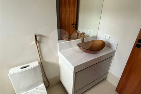 Sobrado à venda com 4 suítes em Residencial Central Parque, Salto, SP