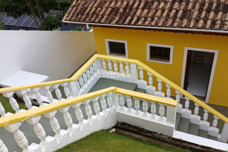 Casa para alugar com 3 quartos, sendo 1 suíte, em Vila Petrópolis, Atibaia, SP