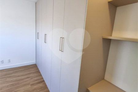 Apartamento à venda com 2 quartos, sendo 1 suíte, em Santo Amaro, São Paulo, SP