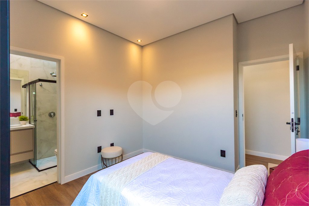 Casa à venda com 3 suítes no condomínio Residencial Dona Maria Candida, Indaiatuba - SP