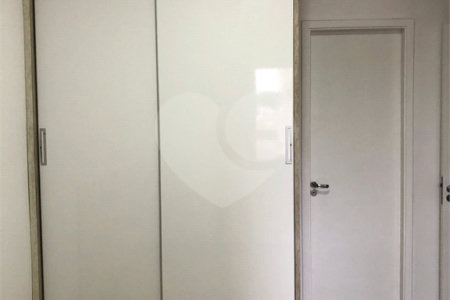 Apartamento à venda com 2 quartos, sendo 1 suíte,  em Villa Di Cesar, Mogi das Cruzes, SP