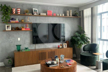 Apartamento à venda com 2 quartos, sendo 1 suíte, em Jardim Paulista, São Paulo, SP
