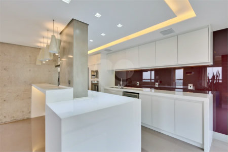Apartamento à venda com 2 suítes em Alto da Boa Vista, São Paulo, SP