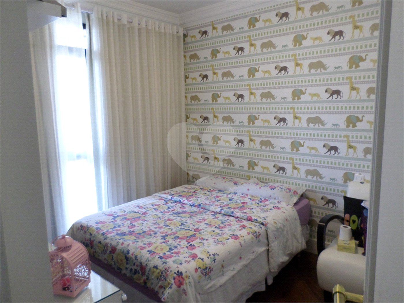 Apartamento à venda com 4 quartos, sendo 2 suítes, em Jardim Londrina, São Paulo, SP