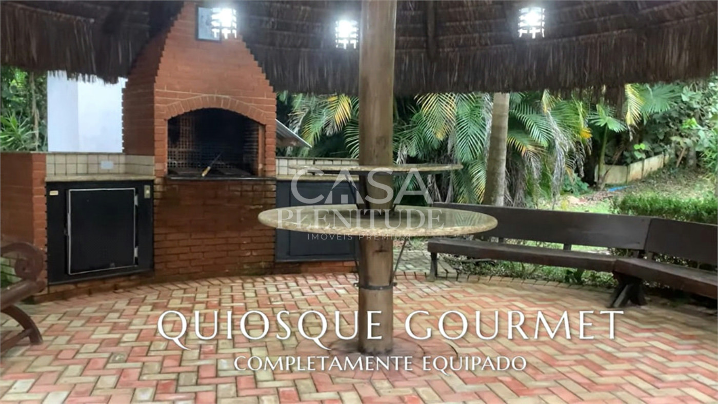 Casa à venda com 23 quartos, sendo 8 suítes,  em Taiaçupeba, Mogi das Cruzes, SP