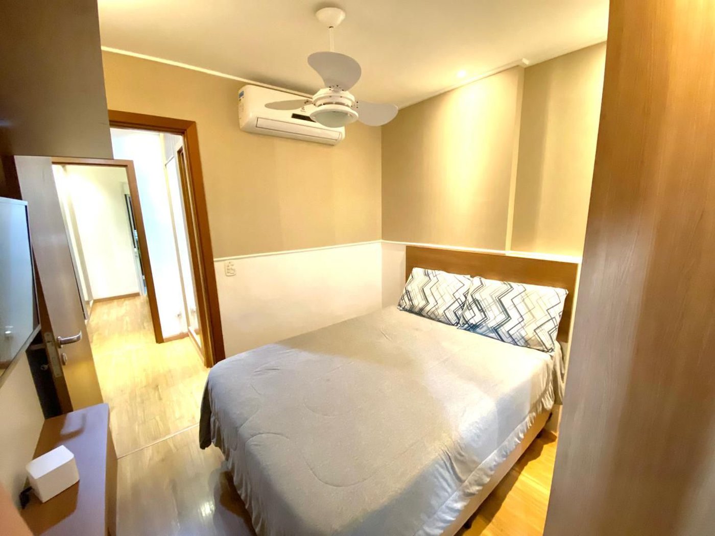 Apartamento com 3 dormitórios à venda, 106 m² por R$ 1.175.000,00 - Pompéia - Santos/SP