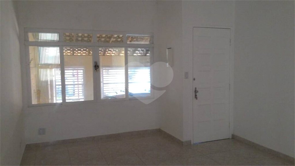 Casa à venda com 3 quartos, sendo 1 suíte, em Vila São Francisco, Suzano, SP