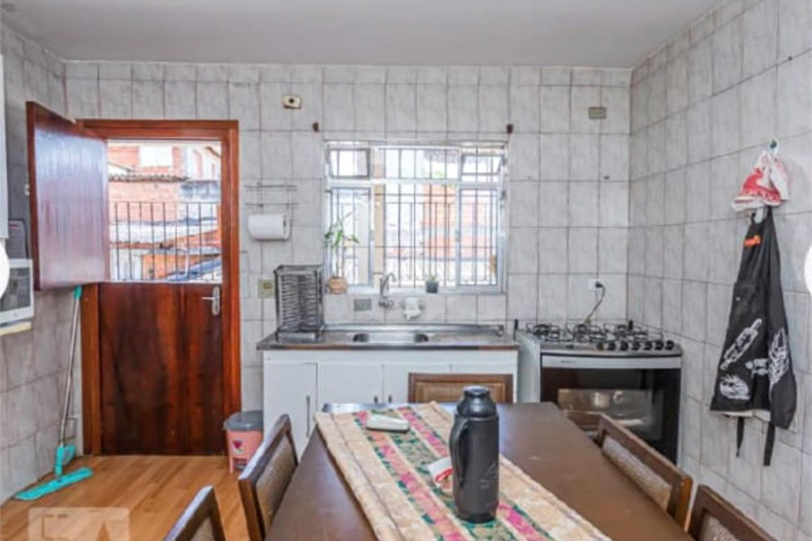 Sobrado à venda com 4 quartos no Brasilândia, São Paulo, SP