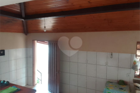 Casa à venda com 3 quartos, sendo 1 suíte, em Vila Progresso, Araraquara, SP