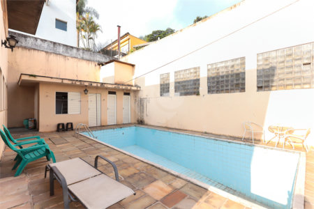 Casa à venda com 4 quartos, sendo 1 suíte, em Brooklin, São Paulo, SP