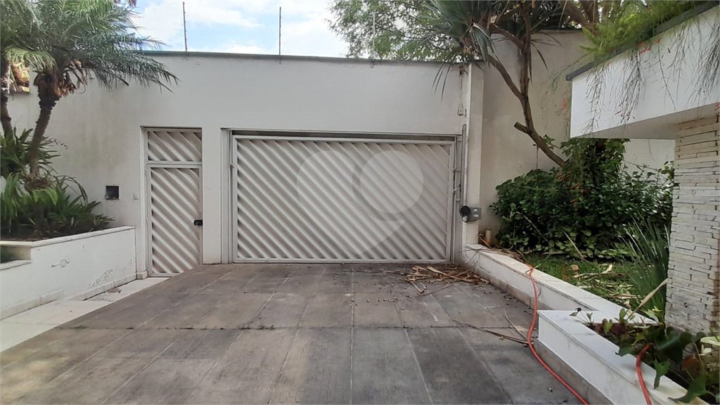 Sobrado à venda com 6 quartos, sendo 5 suítes, no Centro, São Bernardo do Campo, SP