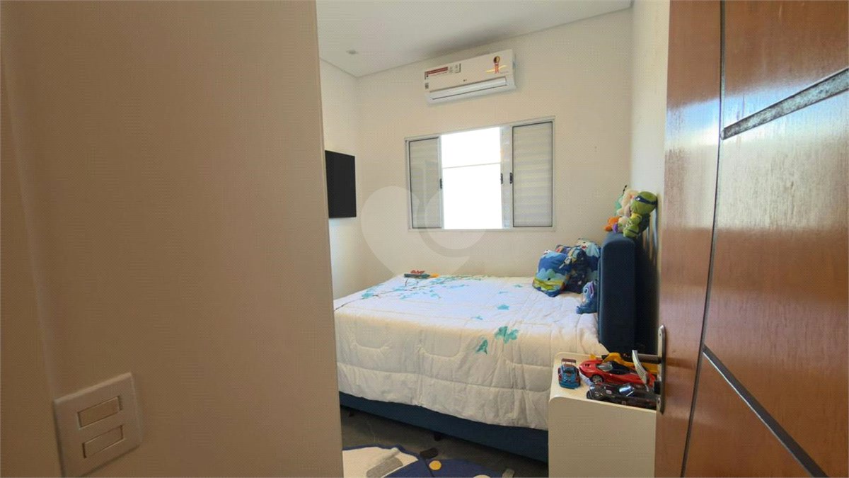 Casa à venda com 3 suítes no condomínio Campos do Conde I e II, Sorocaba - SP