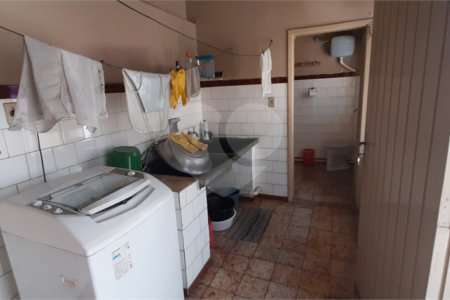 Sobrado à venda com 3 quartos, sendo 1 suíte,  no Centro, São Bernardo do Campo, SP