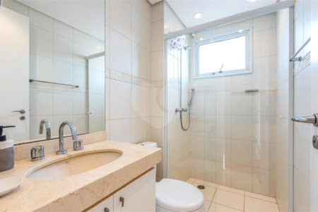 Apartamento à venda com 4 quartos, sendo 3 suítes,  em Real Parque, São Paulo, SP