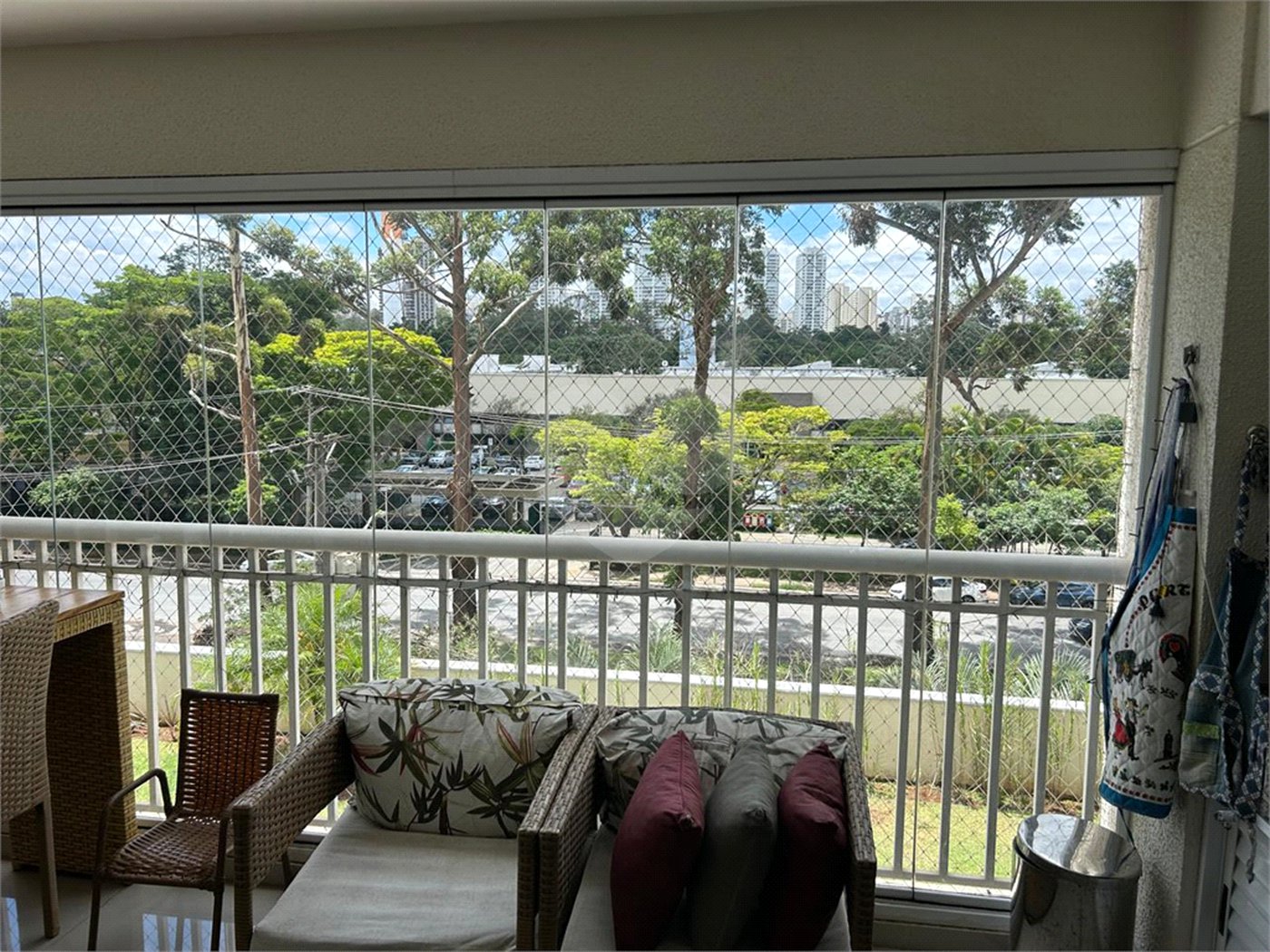 Apartamento à venda com 3 suítes em Jardim Marajoara, São Paulo, SP