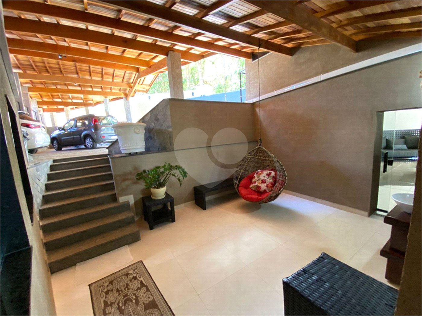 Casa à venda com 4 suítes em Vila Santista, Atibaia, SP