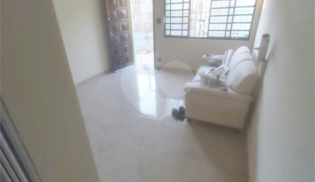 Sobrado à venda com 2 quartos em Vila Gumercindo, São Paulo, SP