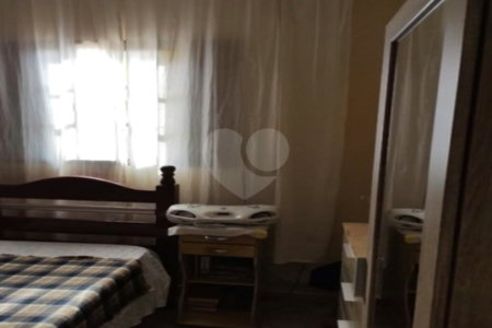 Casa à venda com 9 quartos em Parque Fernanda, São Paulo, SP