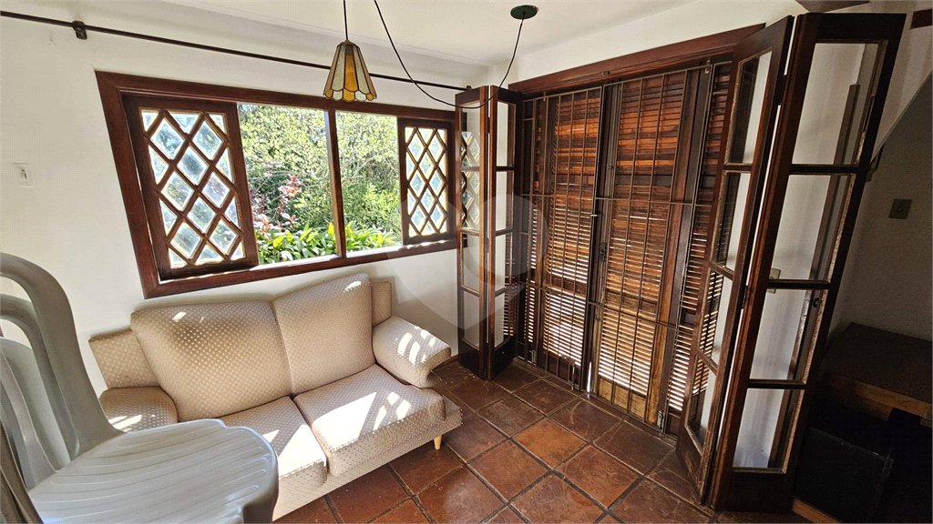 Chácara à venda com 3 quartos, sendo 2 suítes, em Jardim Estância Brasil, Atibaia, SP