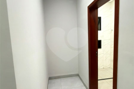 Casa à venda com 3 quartos, sendo 1 suíte, em Jardim Santa Cecília, Ribeirão Preto, SP