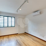 Casa para alugar com 5 quartos, sendo 3 suítes,  em Chácara Monte Alegre, São Paulo, SP