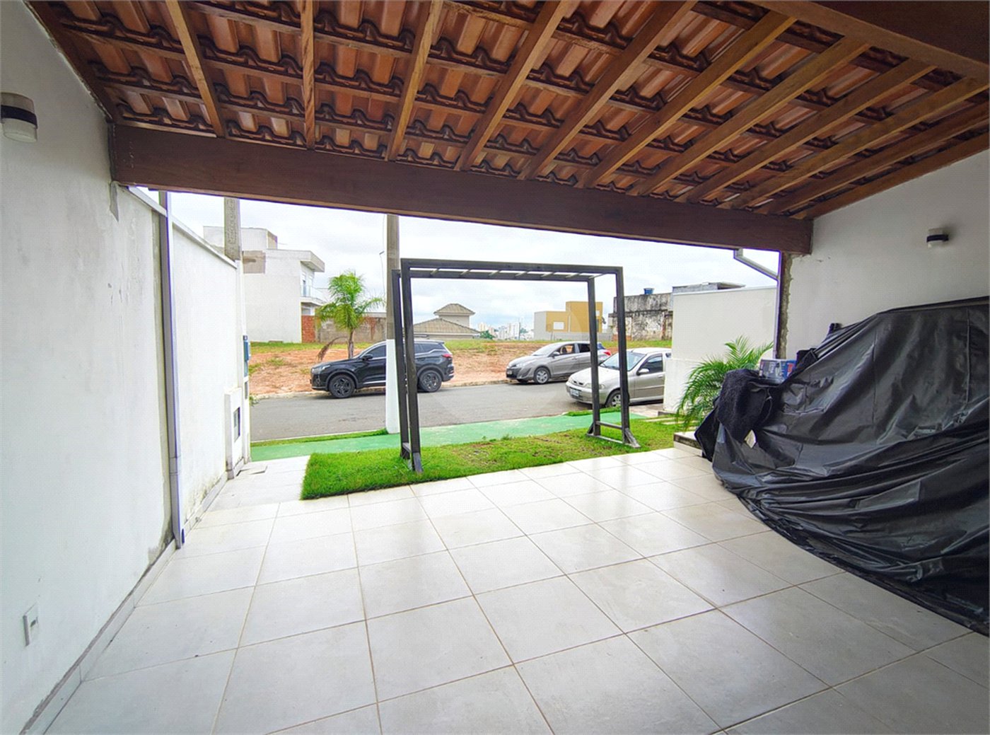 Casa à venda com 3 quartos, sendo 1 suíte, no condomínio Residencial Panorama- Jundiai, Jundiaí - SP