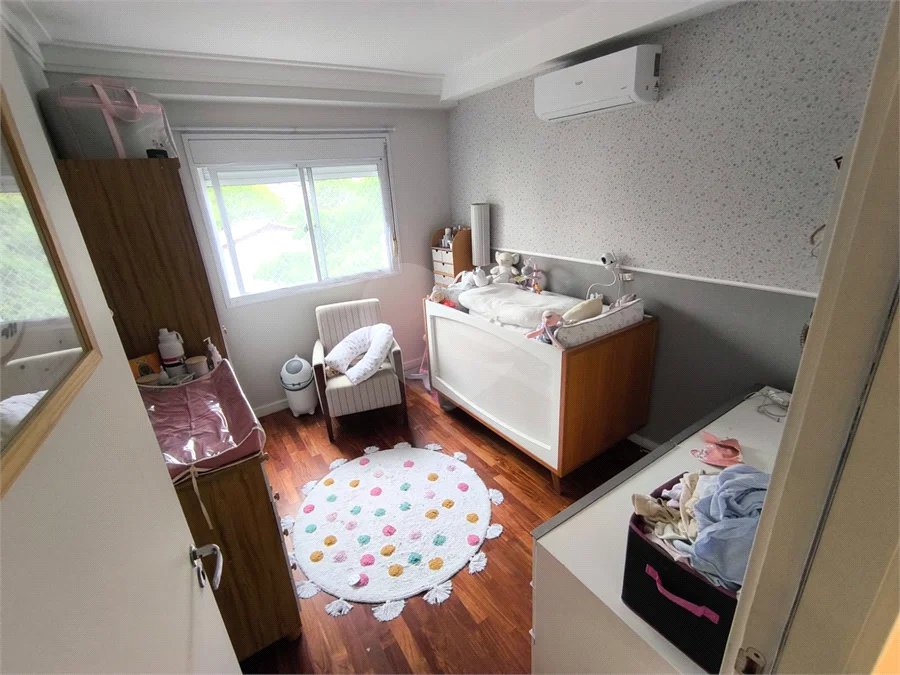 Apartamento à venda com 3 quartos, sendo 1 suíte,  em Jardim Vazani, São Paulo, SP