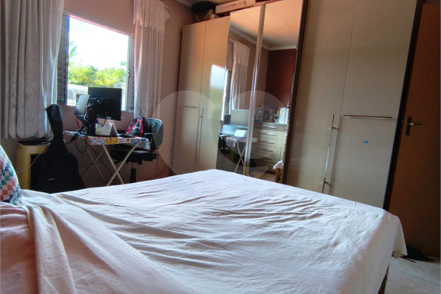 Sobrado à venda com 2 quartos em Jaraguá, São Paulo, SP
