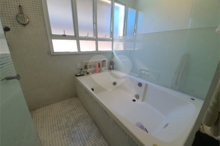 Casa à venda com 4 suítes no condomínio Laplace Spe, São Paulo - SP