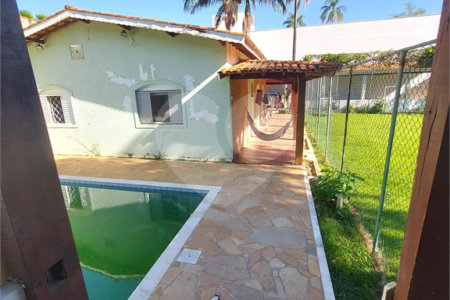 Chácara à venda com 2 quartos em Bosque, Vinhedo, SP