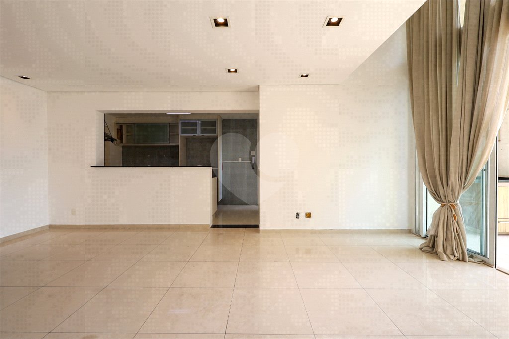 Apartamento à venda com 3 quartos, sendo 2 suítes, em Brooklin, São Paulo, SP