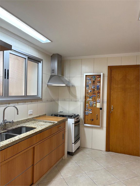 Sobrado à venda com 3 quartos em Água Fria, São Paulo, SP