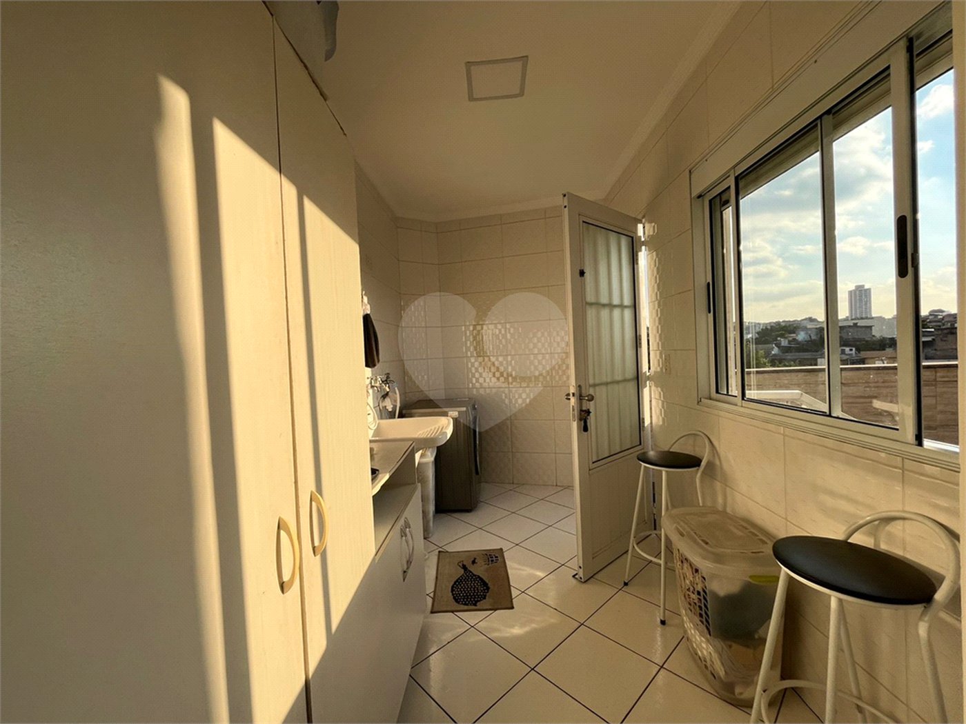 Casa à venda com 4 quartos, sendo 1 suíte, em Vila Maria Alta, São Paulo, SP