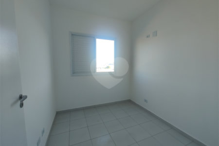Apartamento para alugar com 3 quartos, sendo 1 suíte,  em Jardim das Palmeiras, Atibaia, SP