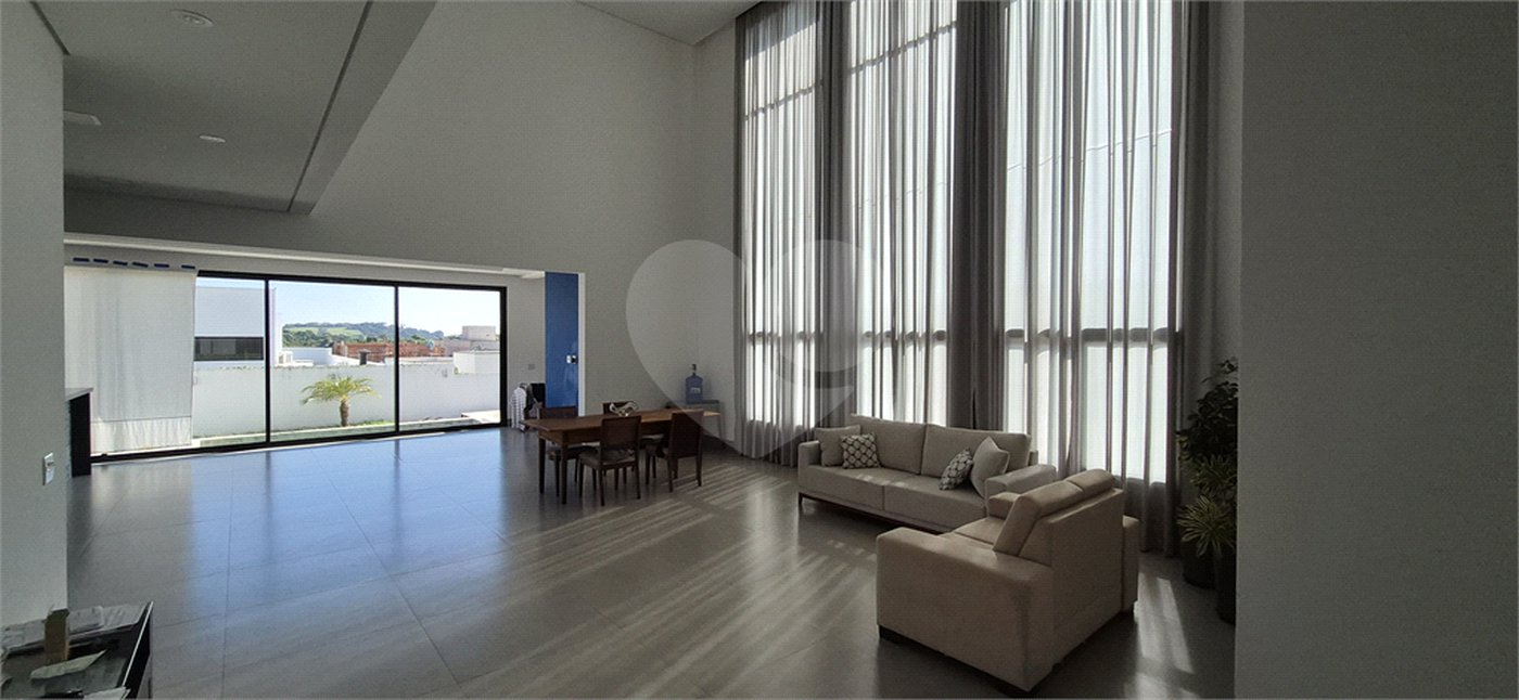 Casa à venda com 3 suítes no condomínio Residencialsaint Paul, Itu - SP