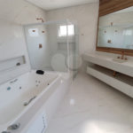 Casa à venda com 4 quartos, sendo 2 suítes, no condomínio Terras de Santa Adélia, Vargem Grande Paulista - SP