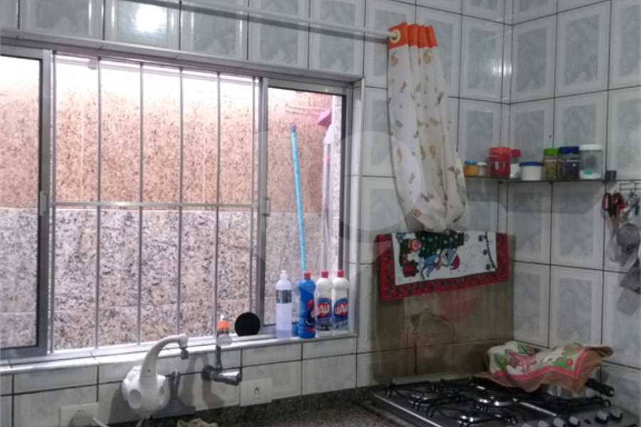 Sobrado à venda com 4 quartos, sendo 2 suítes, em Parque Edu Chaves, São Paulo, SP