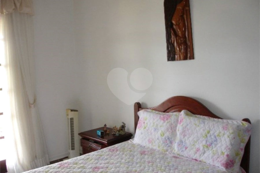 Chácara à venda com 6 quartos, sendo 2 suítes, no Centro, Serra Negra, SP