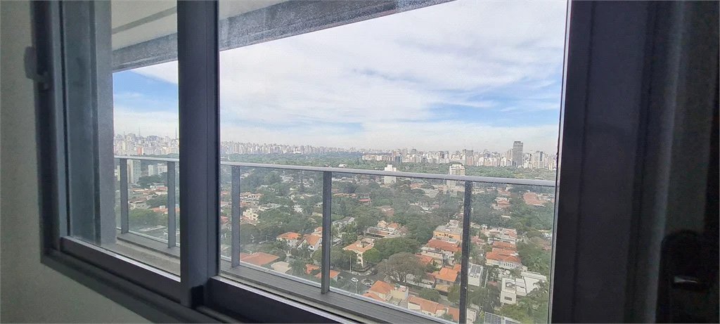 Apartamento à venda com 2 quartos, sendo 1 suíte, em Pinheiros, São Paulo, SP