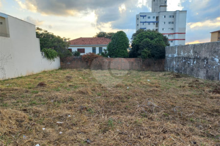 Terreno com 600,00 m².