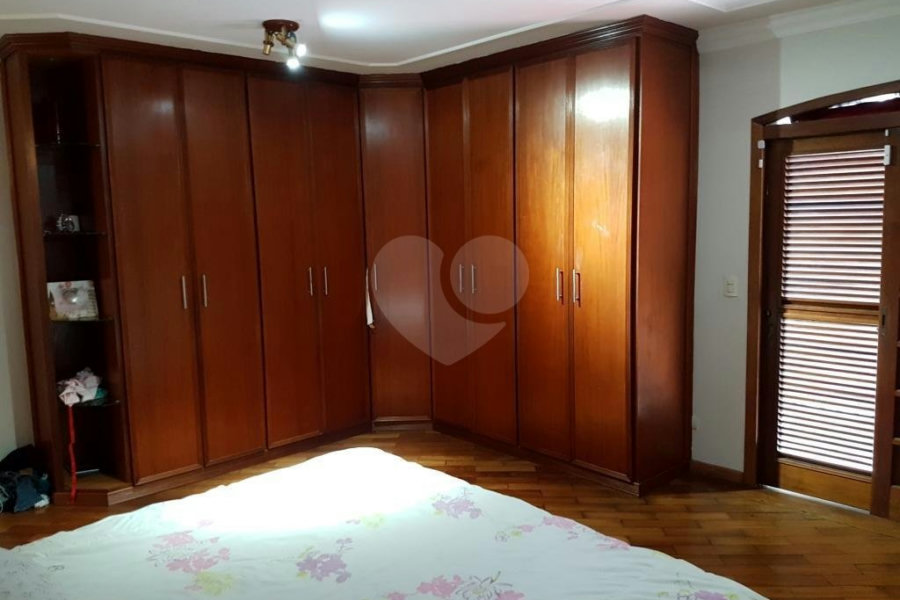 Sobrado à venda com 6 quartos, sendo 2 suítes, em Mandaqui, São Paulo, SP