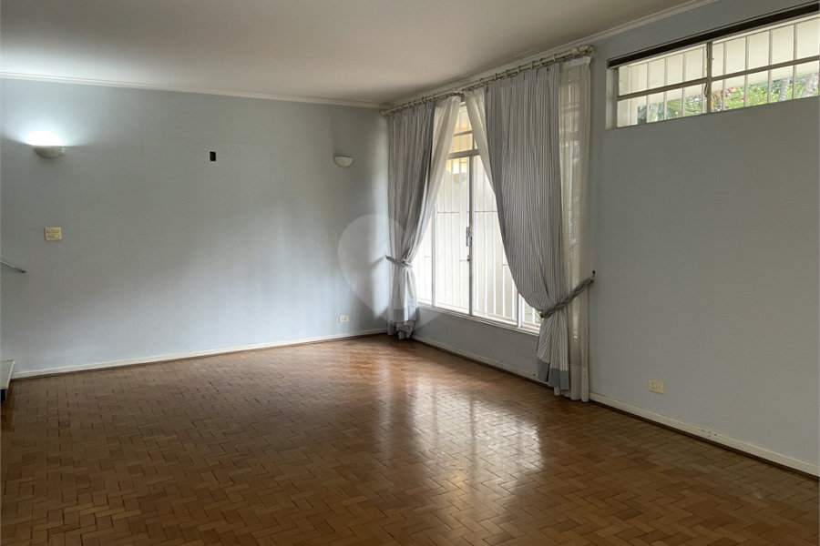 Sobrado à venda com 3 quartos, sendo 1 suíte, em Santana, São Paulo, SP